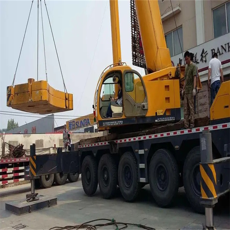 南昌西湖当地吊车出租|机器吊装|75吨|工厂搬迁服务